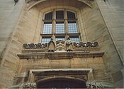 Malvern College war memorial library. Foto oleh Phillip Medhurst 1992.jpg