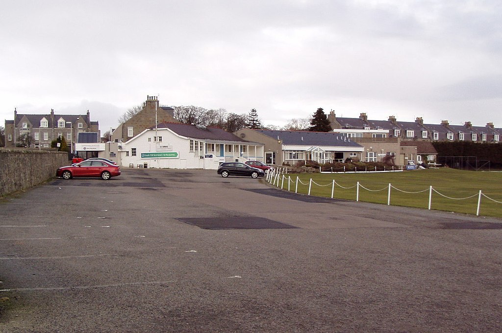 Small picture of Aberdeenshire Cricket Club (Mannofield) courtesy of Wikimedia Commons contributors