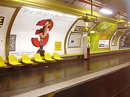 Metro Paris - Ligne 12 - station Falguiere.jpg