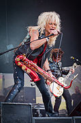 Michael Monroe - Ilosaarirock 2011 1.jpg