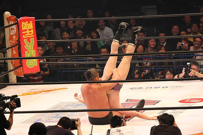 File:Minoru Suzuki 3.jpg