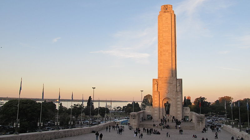 File:Monumento Nacional a la Bandera - vista panorámica.jpg