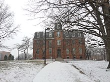 Morrill Hall im Winter.jpg