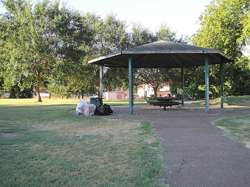 File:Morris Park Memphis TN 03.jpg