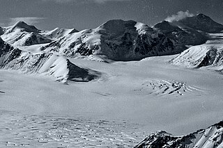 <span class="mw-page-title-main">Mount Elusive</span> Mountain in the state of Alaska