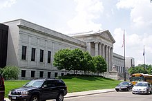 The Minneapolis Institute of Art's Neoclassical north facade, designed by McKim, Mead, and White Mpls arts.jpg