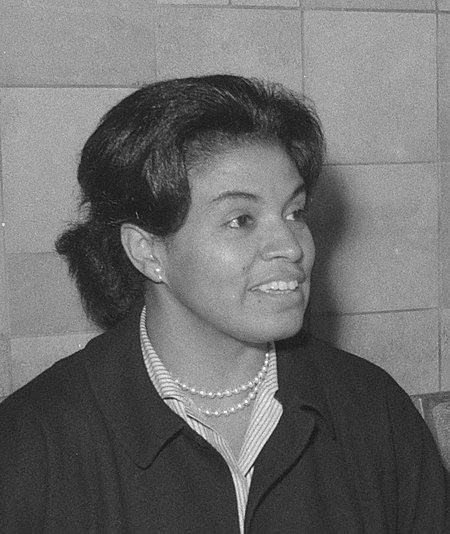 Muriel Smith Schiphol 1960.jpg