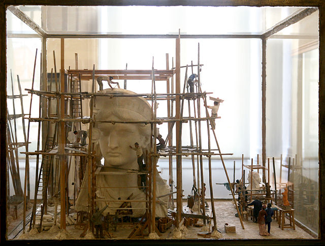 דגם סדנתו של הפַּסָּל פרדריק אוגוסט ברתולדי – יוצרו של פסל החירות – שייצרה דגם גבס של פסל זה.