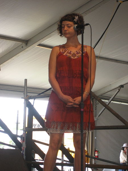 File:NOMoonshinersSongReadyJazzfest2009.JPG