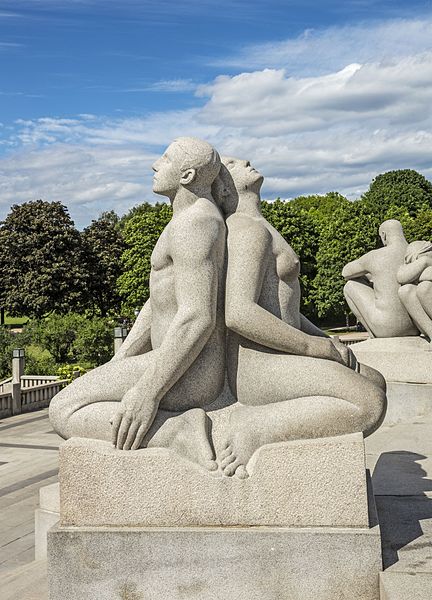 File:NOR-2016-Frogner Park-Vigeland Installation-Young man and woman sitting back to back 01 (1919).jpg