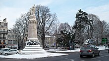 L'avenue du Maréchal-Joffre sous la neige.