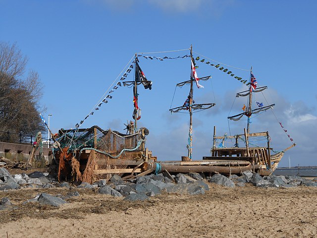 Image: New Brighton Pirate ship (1)
