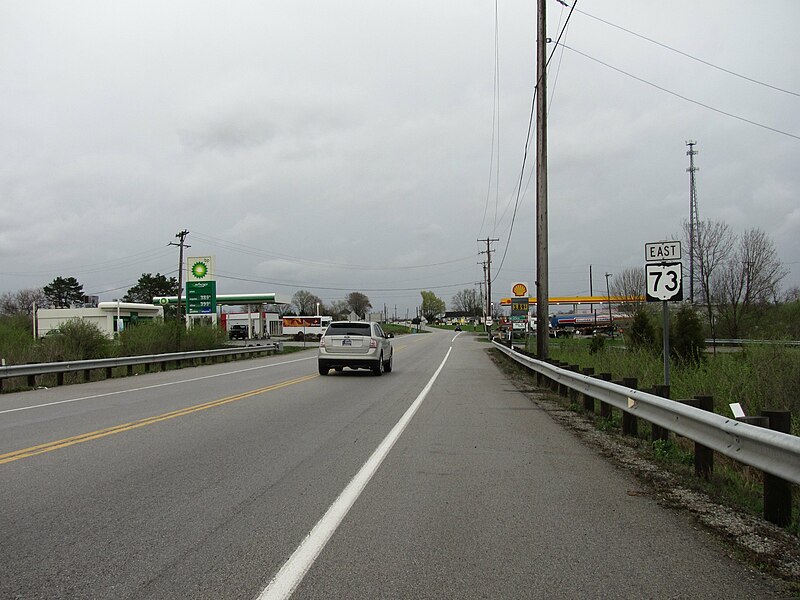 File:Ohio State Route 73 eastbound, Wilmington Ohio.jpg