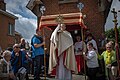 De paardenprocessie aan de kapel (foto: Rudy Boon)