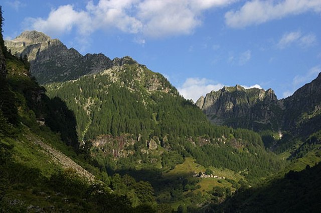 Sonogno in the Val Redòrta
