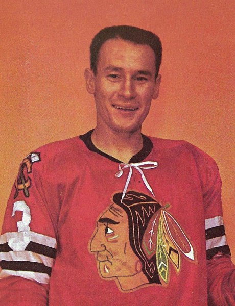 Pilote with the Chicago Black Hawks in the 1960s