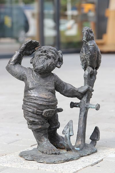 File:Pirat (Pirate) Wroclaw dwarf 01.jpg