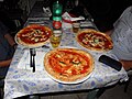 Pizza muß in Napoli sein