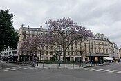 Place du Lieutenant-Henri-Karcher, Paris 8 May 2017.jpg