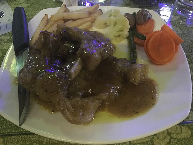 File:Pork Chops - Camron Restaurant - Goa - 03.jpg