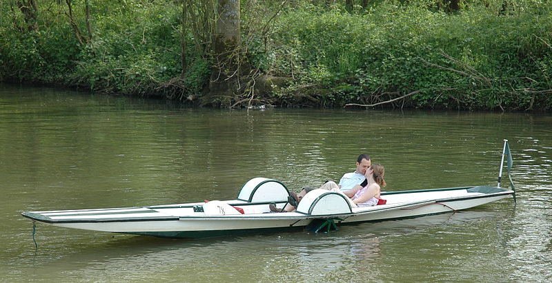 pedalo - Wiktionary, the free dictionary