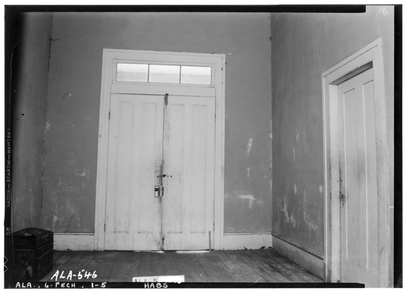 File:REAR HALL DOOR. - Seale-Mosley House, County Road 40 (moved from original location), Peachburg, Bullock County, AL HABS ALA,6-PECH,1-5.tif