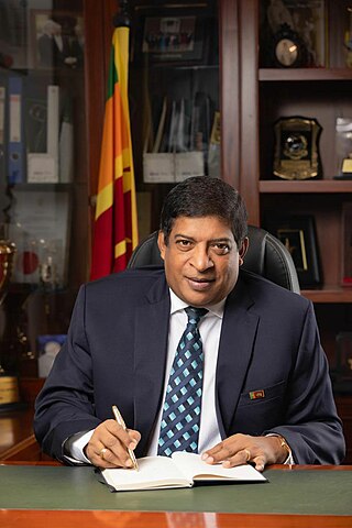 <span class="mw-page-title-main">Ravi Karunanayake</span> Sri Lankan politician