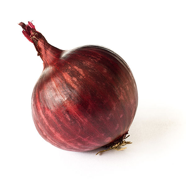 File:Red Onion on White.JPG