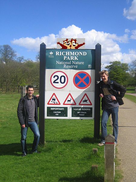 File:Richmond park.JPG