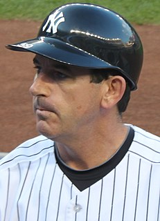 <span class="mw-page-title-main">Rob Thomson</span> Canadian baseball player, coach, and manager
