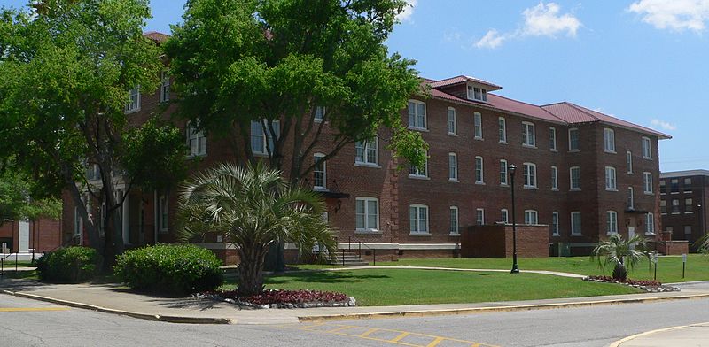 File:SCSU Lowman Hall from NW 1.JPG