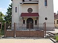 Sacred Heart church, gate, 2019 Erdőkertes.jpg