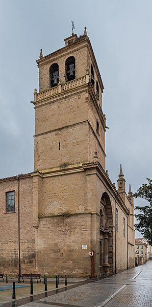 File:Santa Maria del Palacio church in Logrono (2).jpg