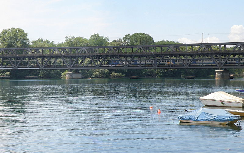 File:Sesto Calende Ponte 3.JPG