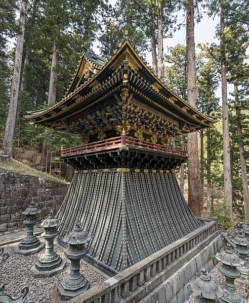 File:Shōrō, Taiyū-in, Nikko, South view 20190423 1.jpg