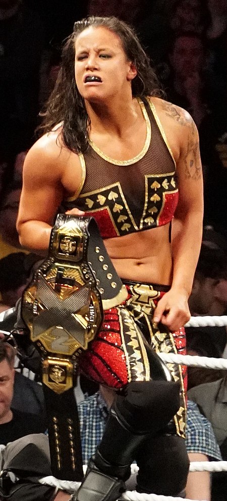 ไฟล์:Shayna_Baszler_NXT_Women's_Champion.jpg