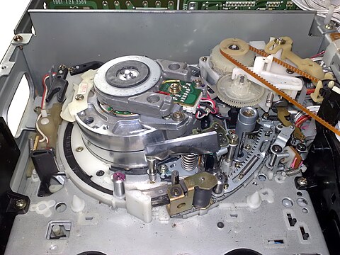 "Video drum and its components, etc." in the top interior (extracted #2 of the tape mechanism; zoomed out)
