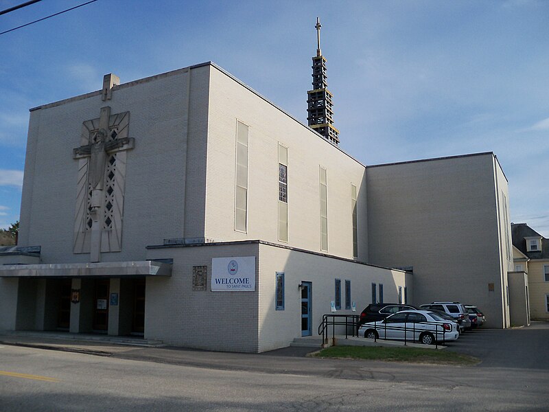 File:St. Paul Catholic Church Franklin NH 5.JPG