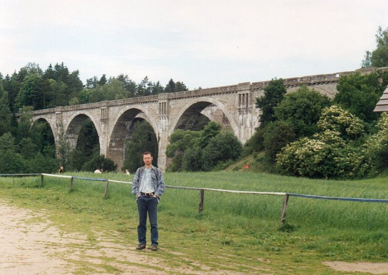 File:Stanczyki Viaduct, czerwiec 2001.jpg