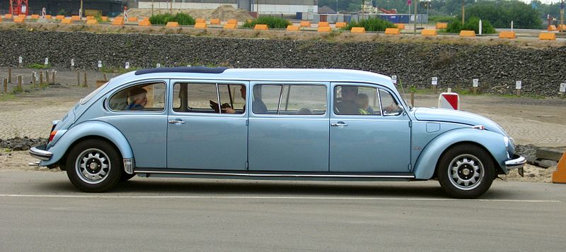 File:Stretchlimo2.jpg