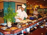 Sushi-Herstel­lung, Kaiten-Zushi