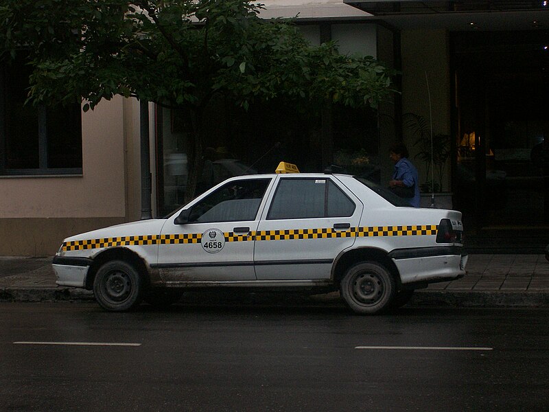 File:Taxi de San Miguel de Tucumán.JPG