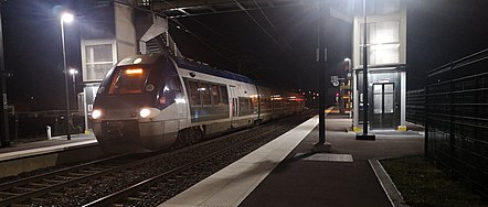 TER Auvergne-Rhône-Alpes assurant la relation Évian-Bellegarde.