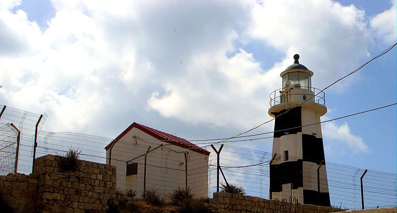 File:The lighthouse ar Acco, Israel.jpg