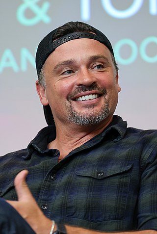<span class="mw-page-title-main">Tom Welling</span> American actor, podcaster, director, and model, (born 1977)