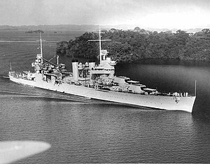 USS Vincennes v roce 1938 v Panamském průplavu