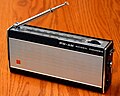 File:Vintage National Panasonic Transistor Radio, Model RF-820H, AM-FM-SW  Bands, 8 Transistors, Made In Japan, Circa Mid-1960s (49456004731).jpg -  Wikimedia Commons
