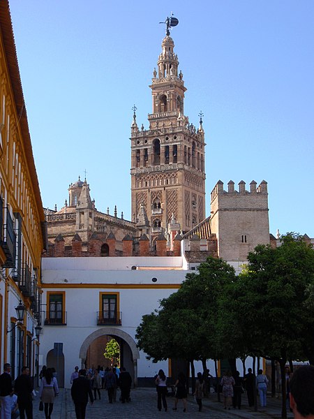 File:WLM14ES - Giralda - Armandoreques.jpg