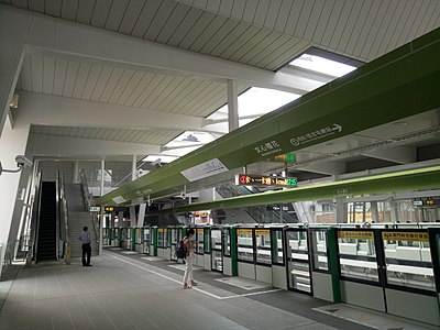 文心櫻花站月台