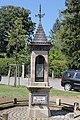 Deutsch: Wettersäule vor dem Rathaus in Weissenbach an der Triesting   This media shows the protected monument with the number 78537 in Austria. (Commons, de, Wikidata)